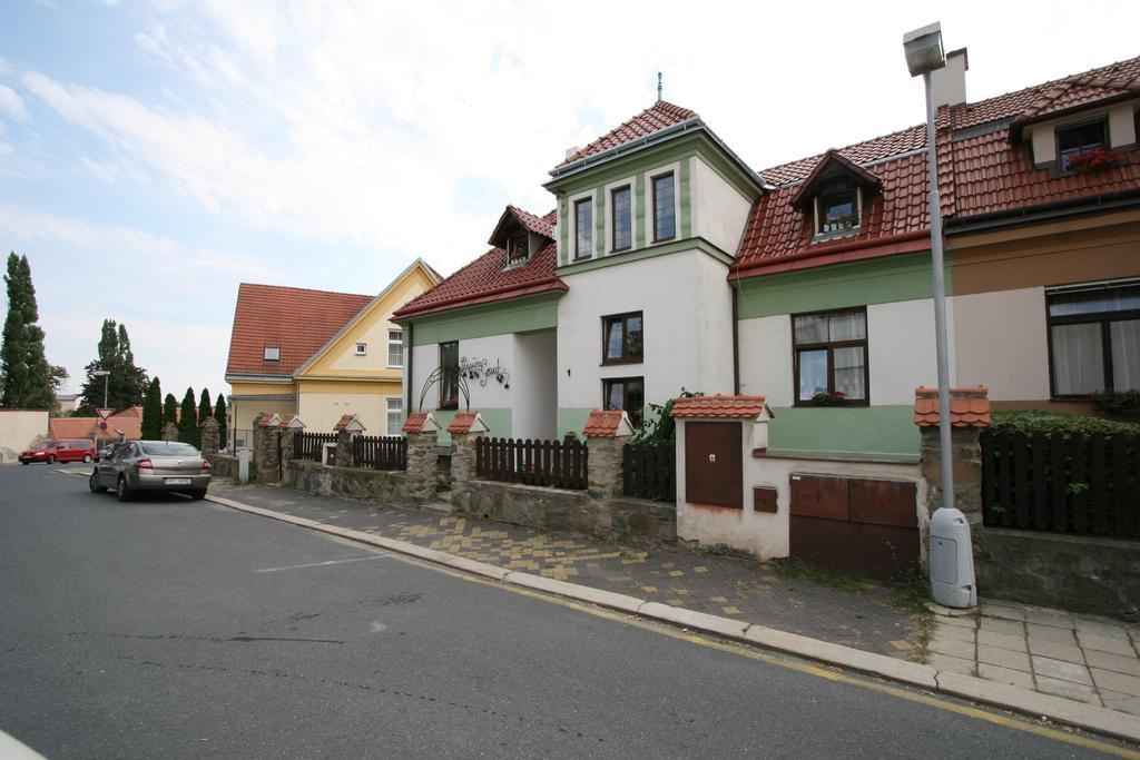 Pension Grant Lux Znojmo Extérieur photo