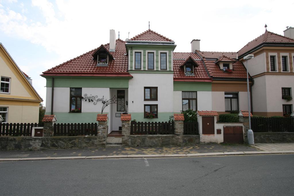 Bed and breakfast Pension Grant Lux Znojmo Extérieur photo