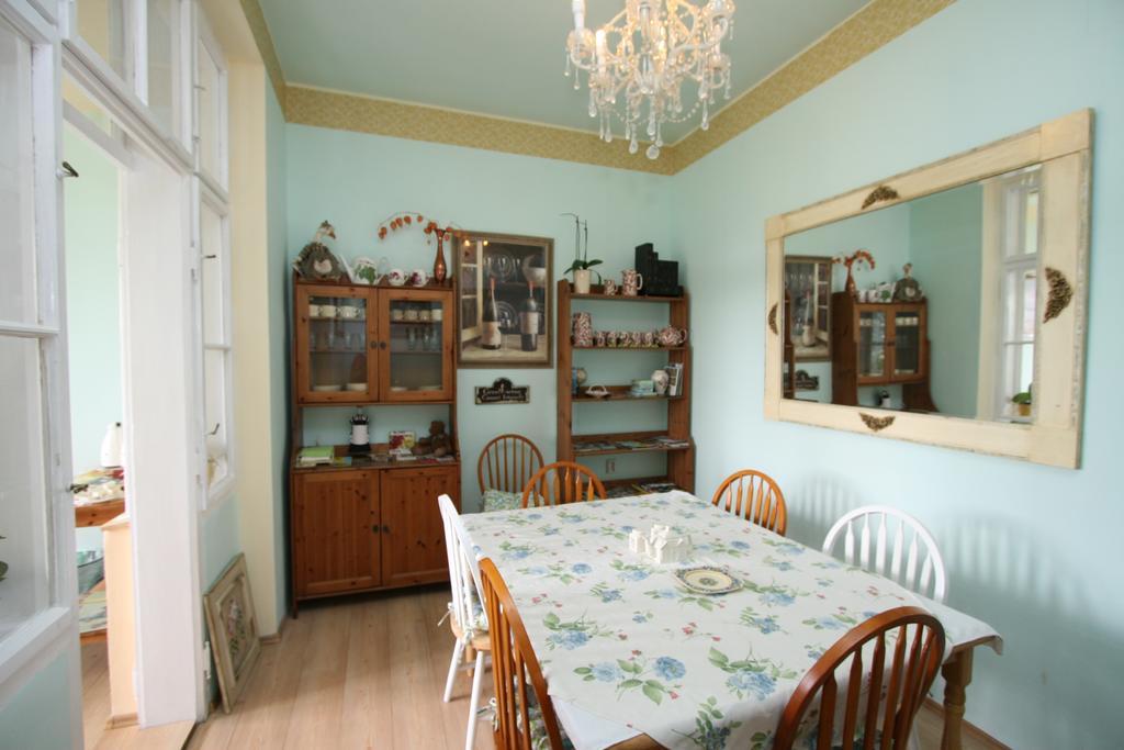 Pension Grant Lux Znojmo Extérieur photo