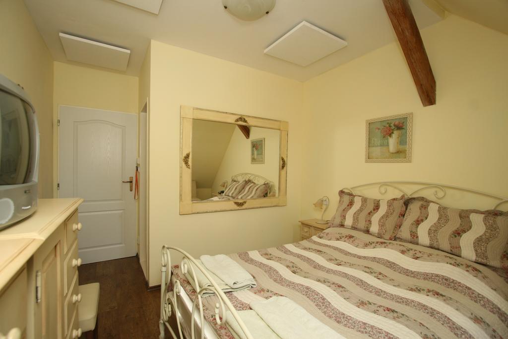 Pension Grant Lux Znojmo Extérieur photo